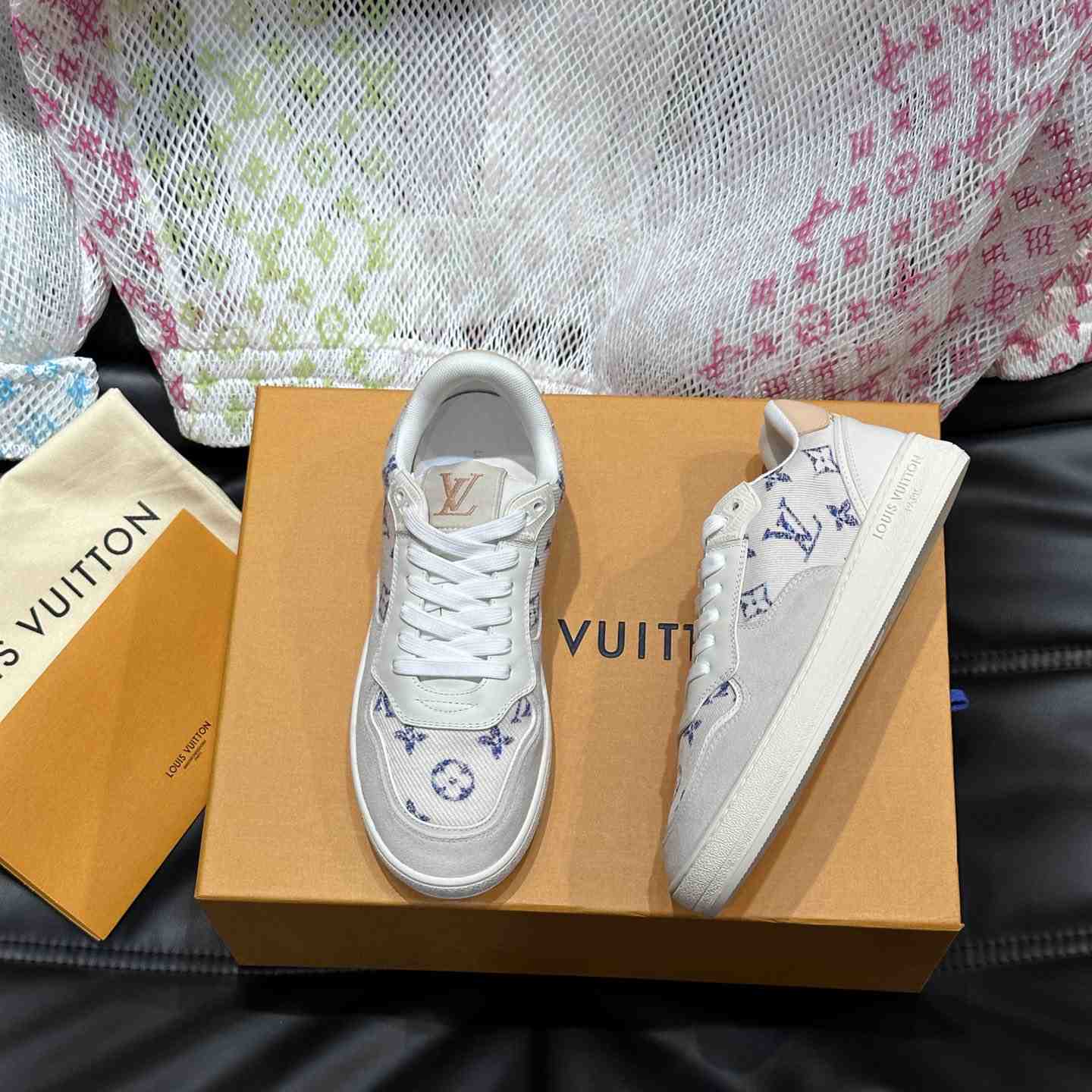 Louis Vuitton Monogram Sneaker  - DesignerGu