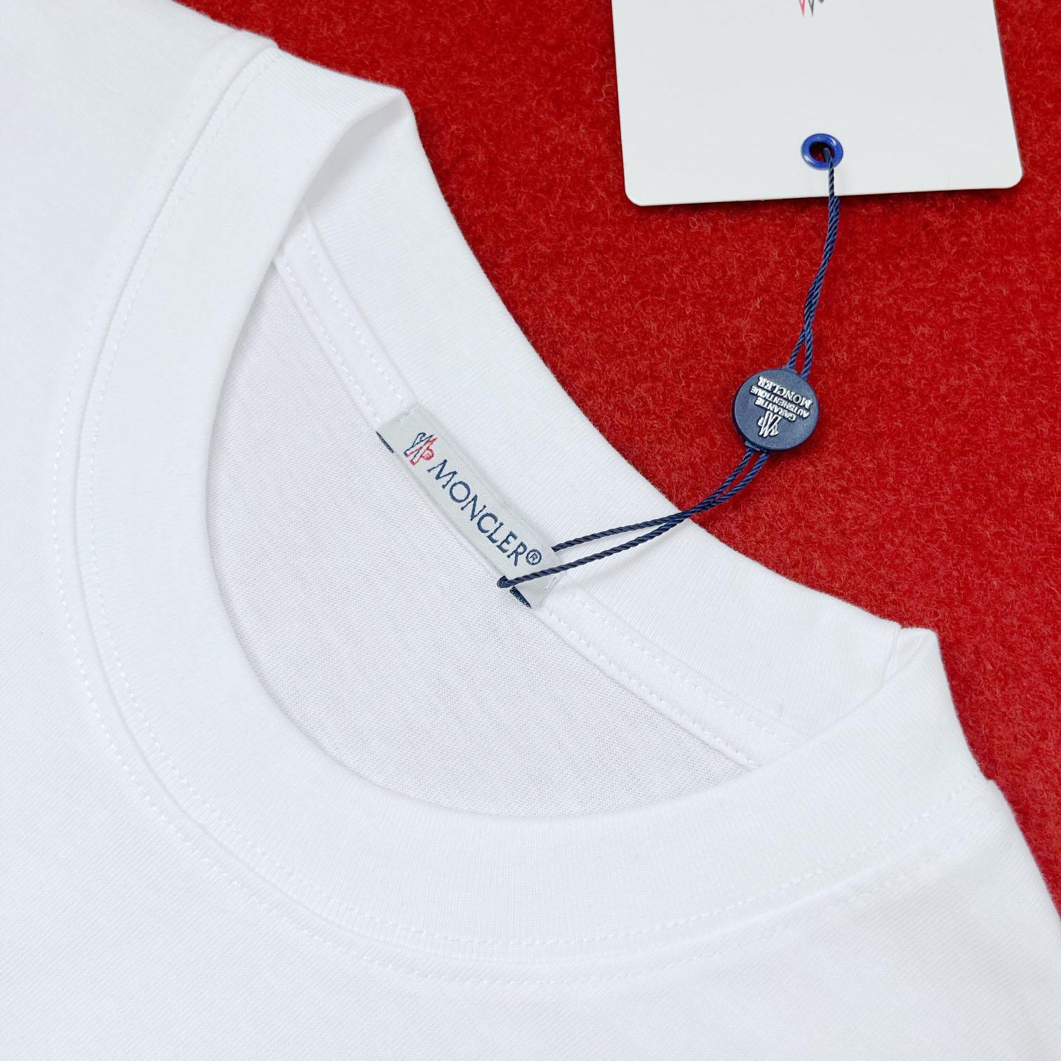 Moncler Tennis Logo Patch T-shirt - DesignerGu