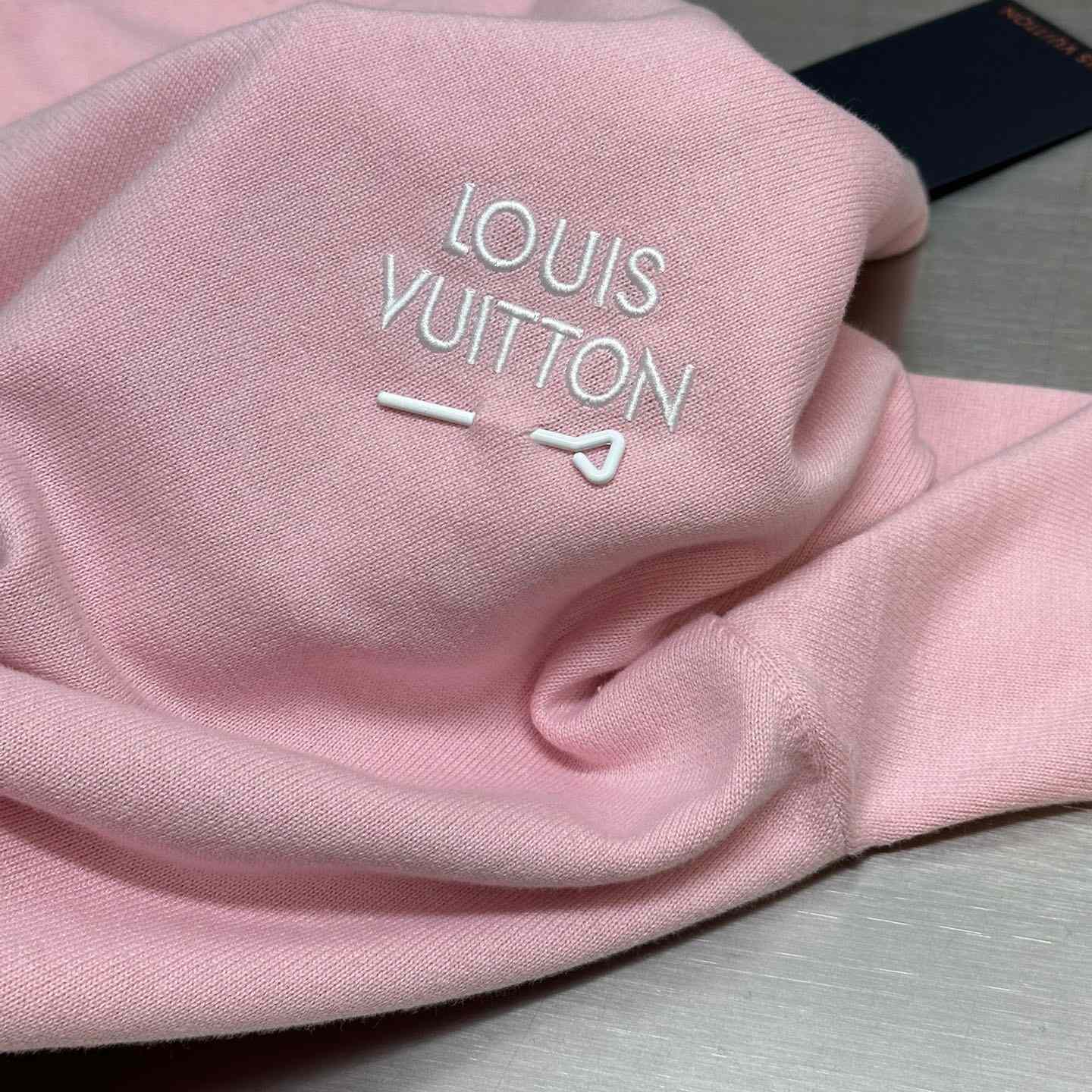 Louis Vuitton Short-Sleeved Signature Crewneck    - DesignerGu