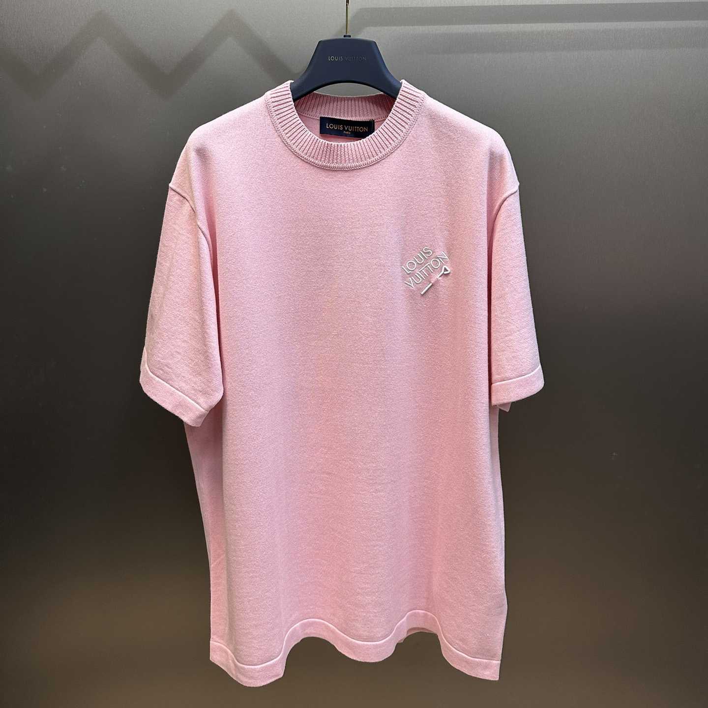 Louis Vuitton Short-Sleeved Signature Crewneck    - DesignerGu