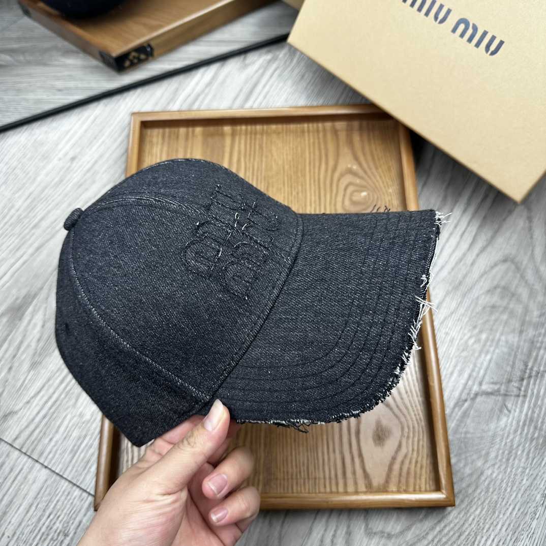 Miu Miu Baseball Cap - DesignerGu