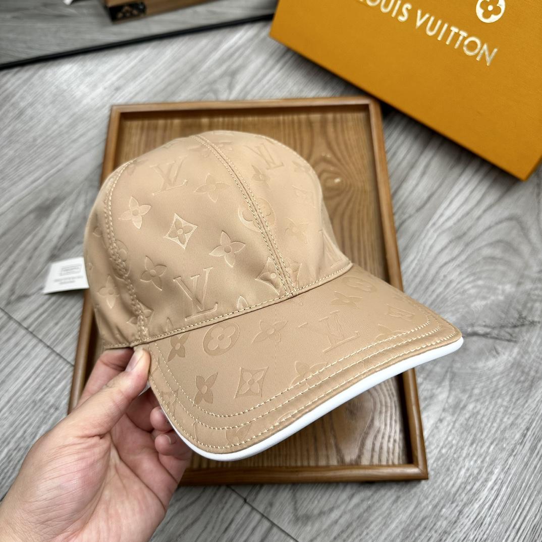 Louis Vuitton Monoragm Cap - DesignerGu