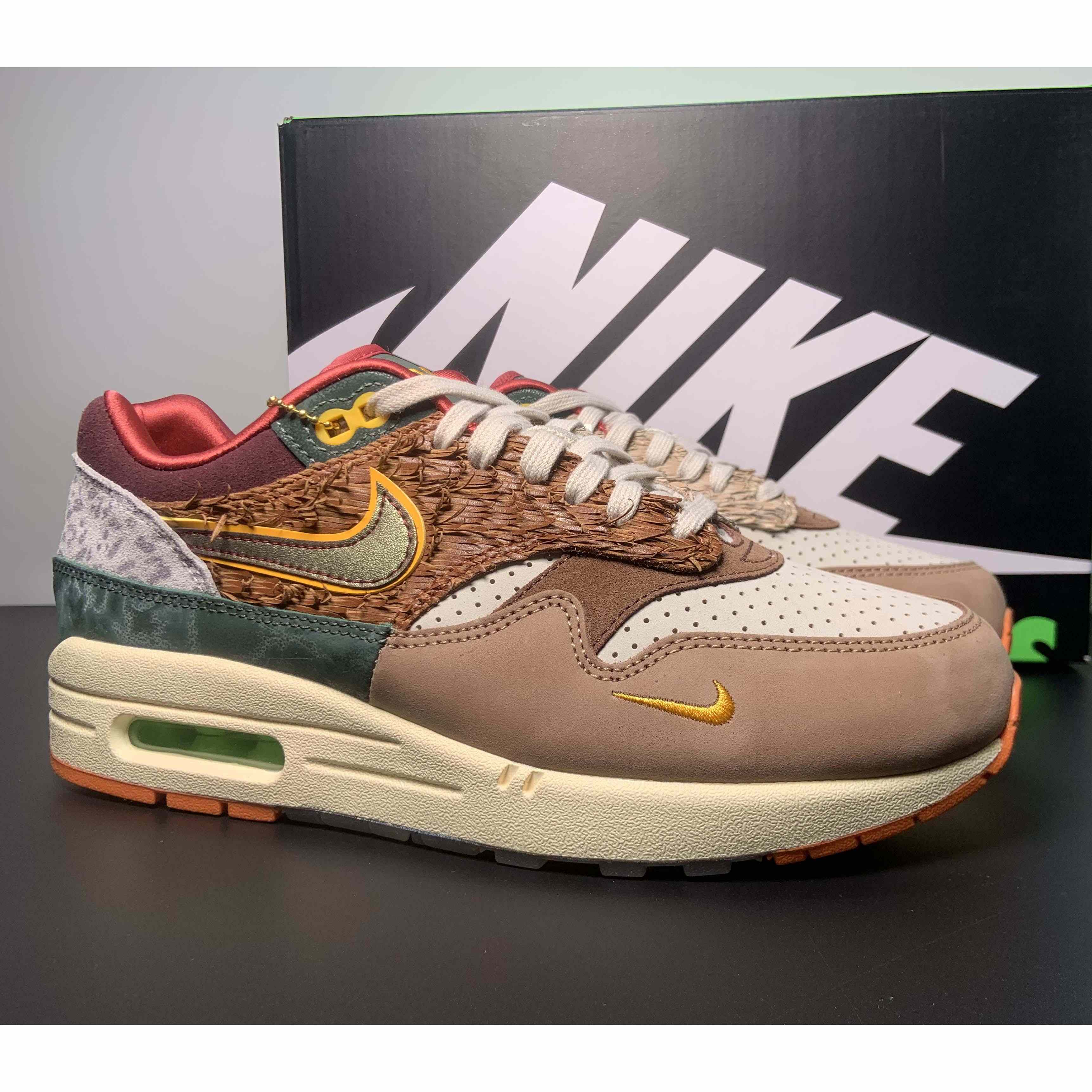 Division Street x Nike Air Max 1 Sneakers    HQ2639-100 - DesignerGu