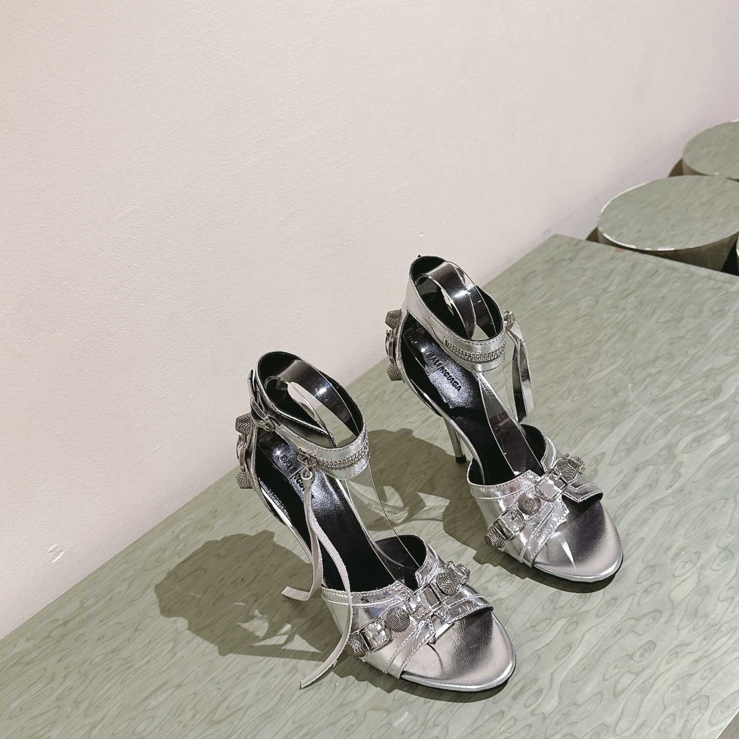 Balenciaga Cagole 110mm Metallic-finish Sandals - DesignerGu