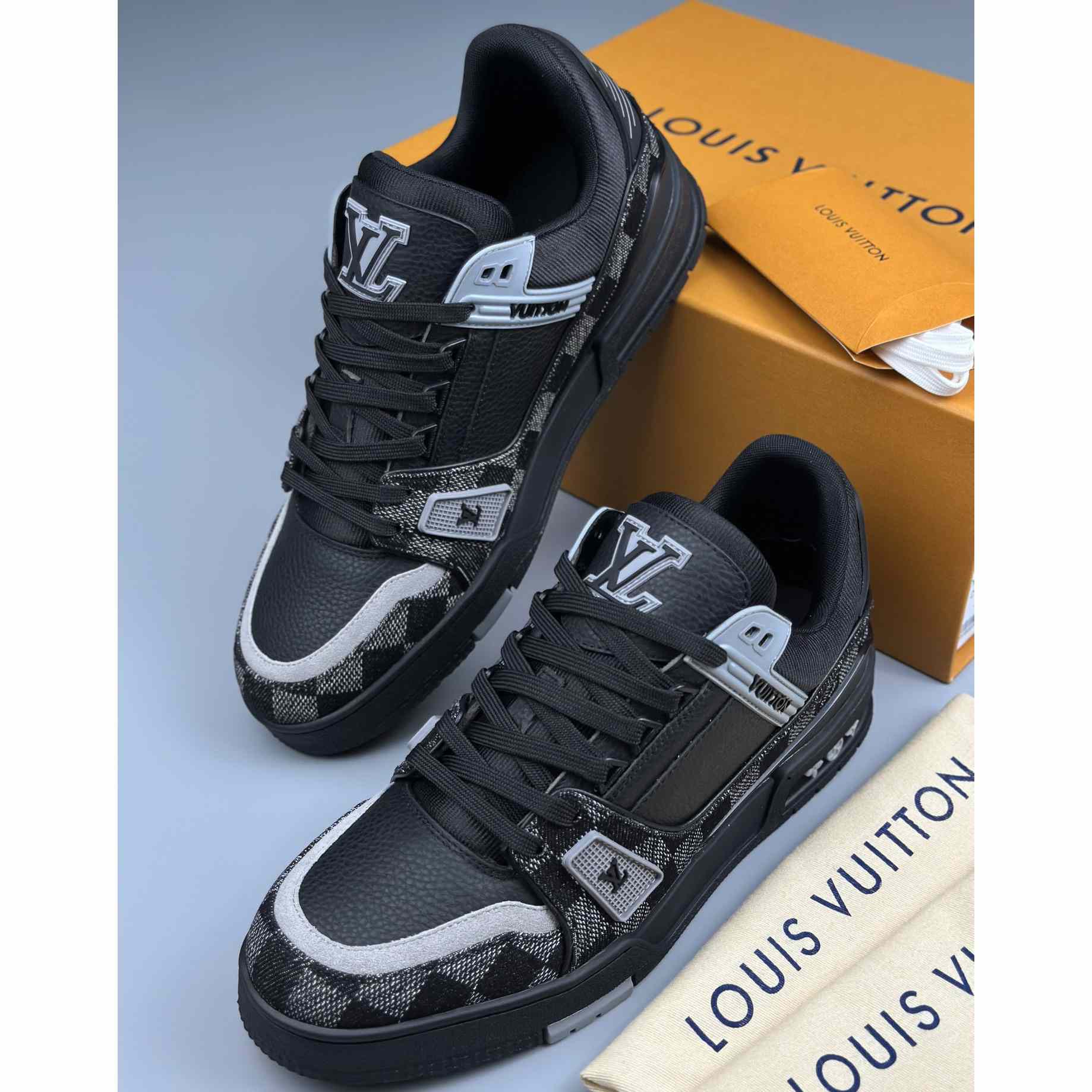 Louis Vuitton LV Trainer Sneaker    1ACPSI - DesignerGu