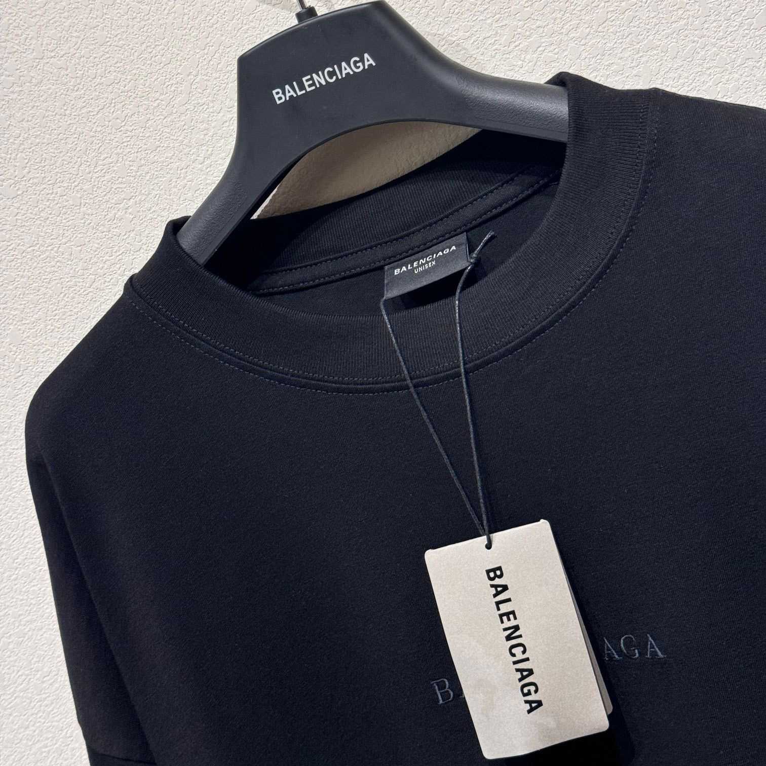 Balenciaga BB Classic Balenciaga Cropped T-Shirt Oversized In Black - DesignerGu