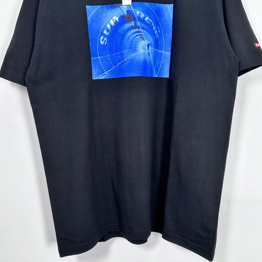 Supreme Tunnel Tee - DesignerGu