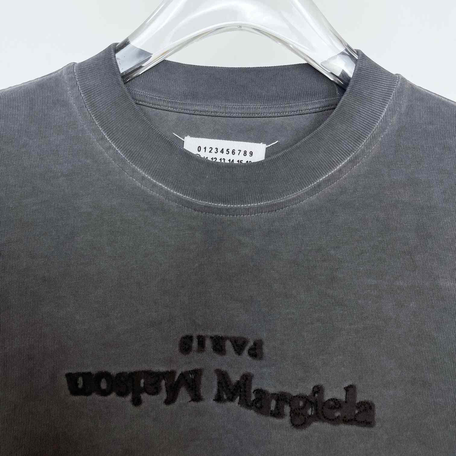 Maison Margiela Faded Logo T-Shirt In Washed Black - DesignerGu