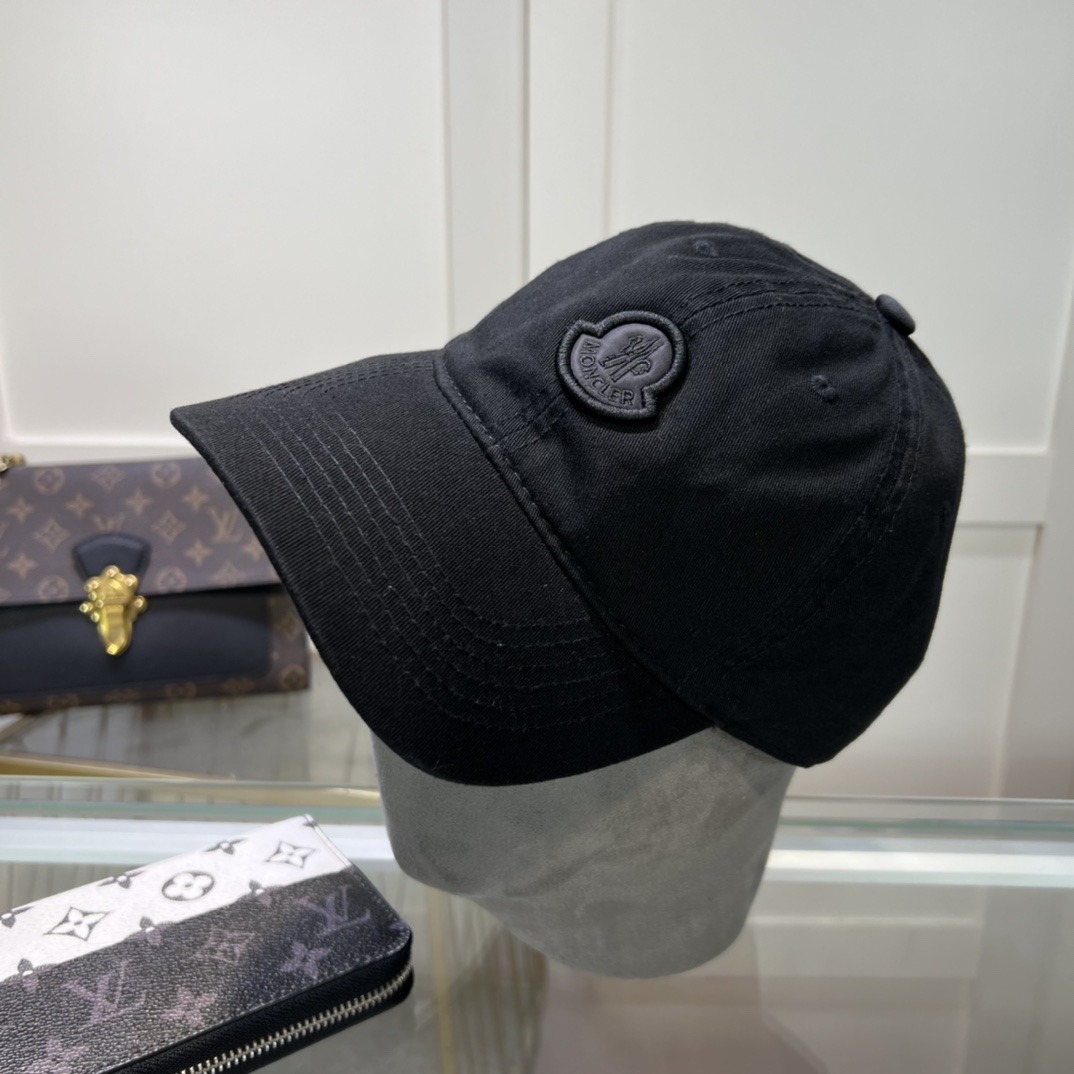 Moncler Cap  - DesignerGu