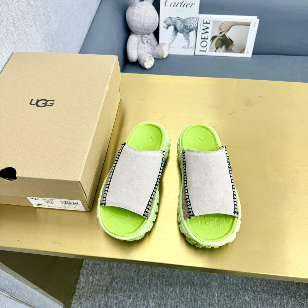 Ugg All Gender Venture Daze Slide - DesignerGu