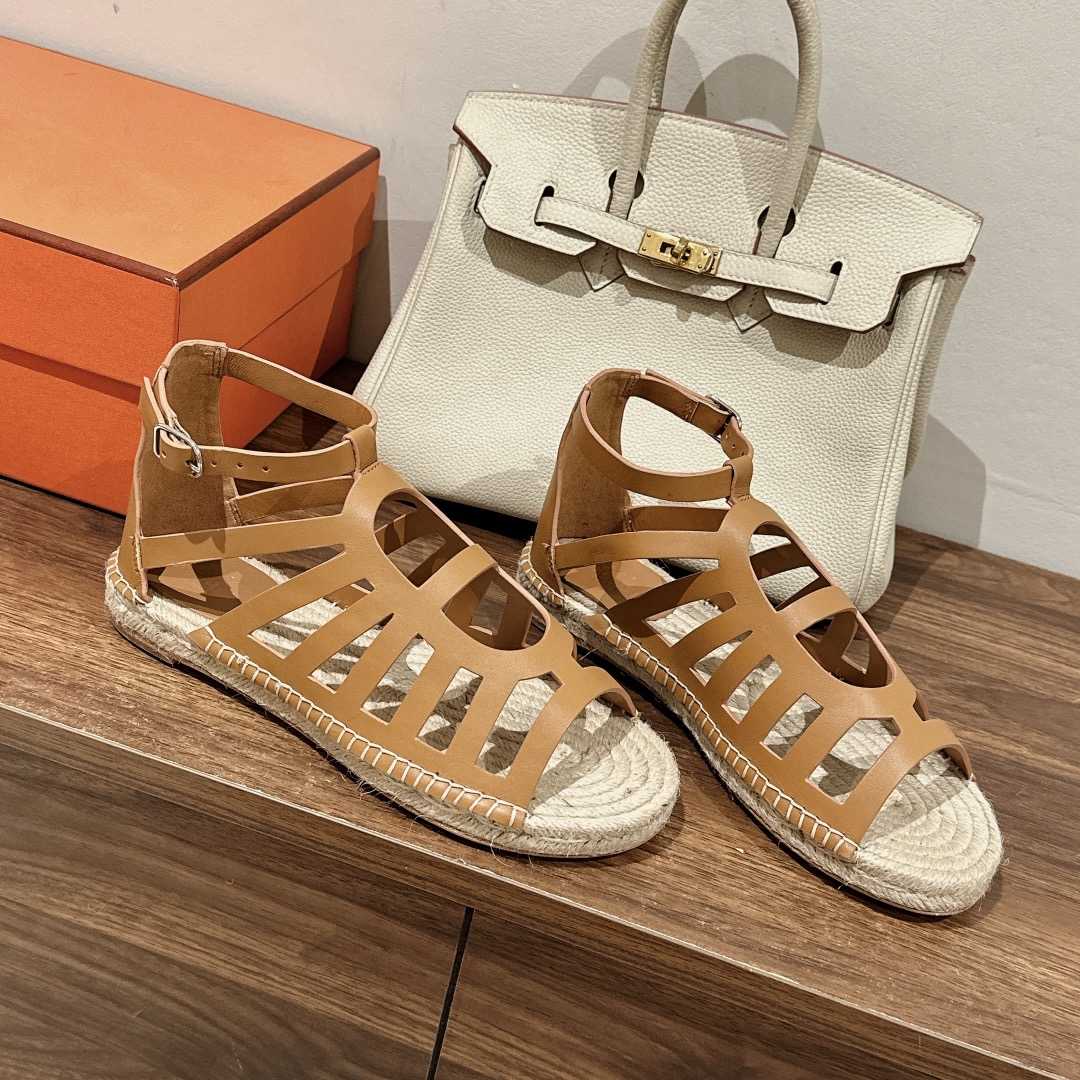 Hermes Costanza Espadrille - DesignerGu