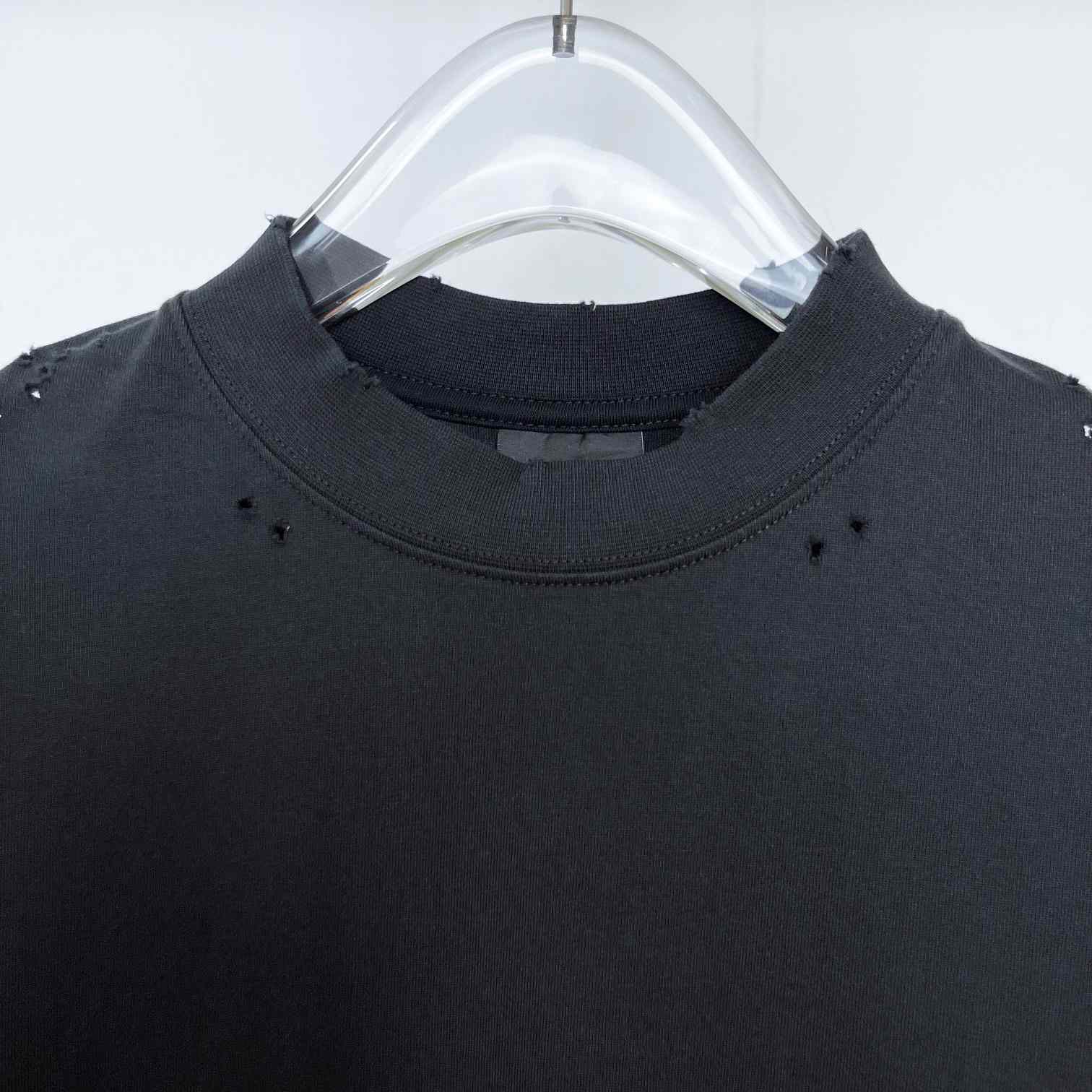 Balenciaga T-Shirt Oversized In Black - DesignerGu