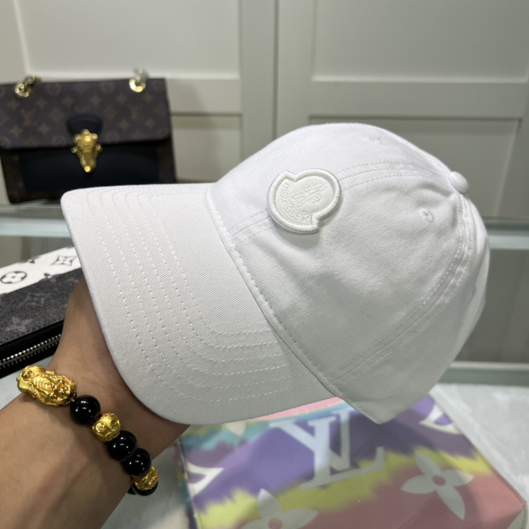 Moncler Cap  - DesignerGu