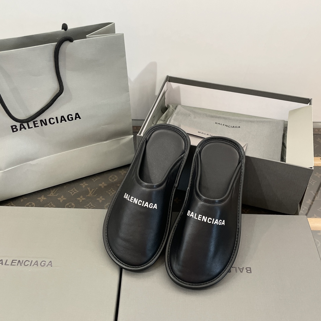 Balenciaga Logo-print Leather Slippers - DesignerGu