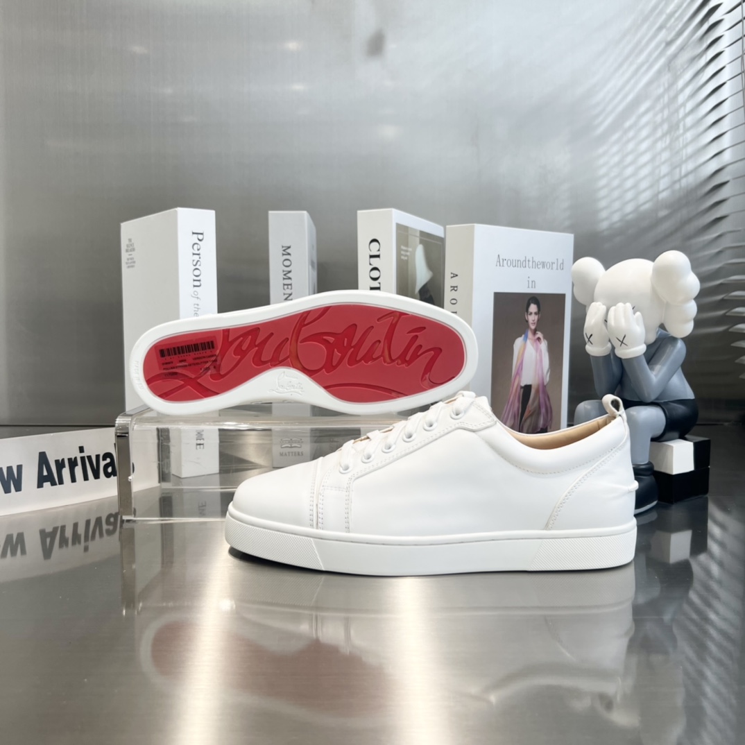 Christian Louboutin Sneakers - DesignerGu