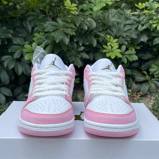 Jordan Air Jordan 1 LOW “White/Pink Foam/Glacier Blue  Sneaker    HM3706-141 - DesignerGu