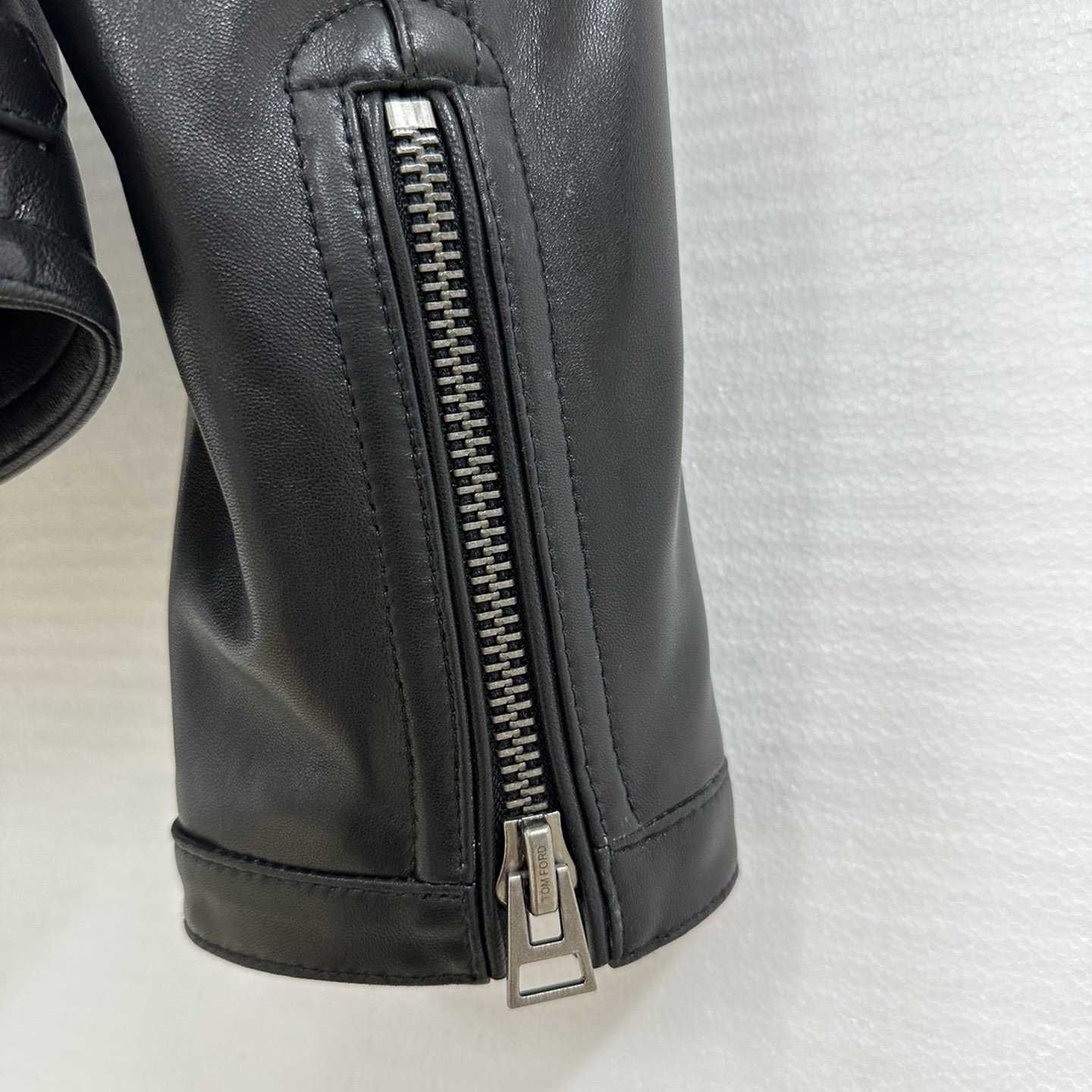 Tom Ford Grain Leather Zip Biker - DesignerGu