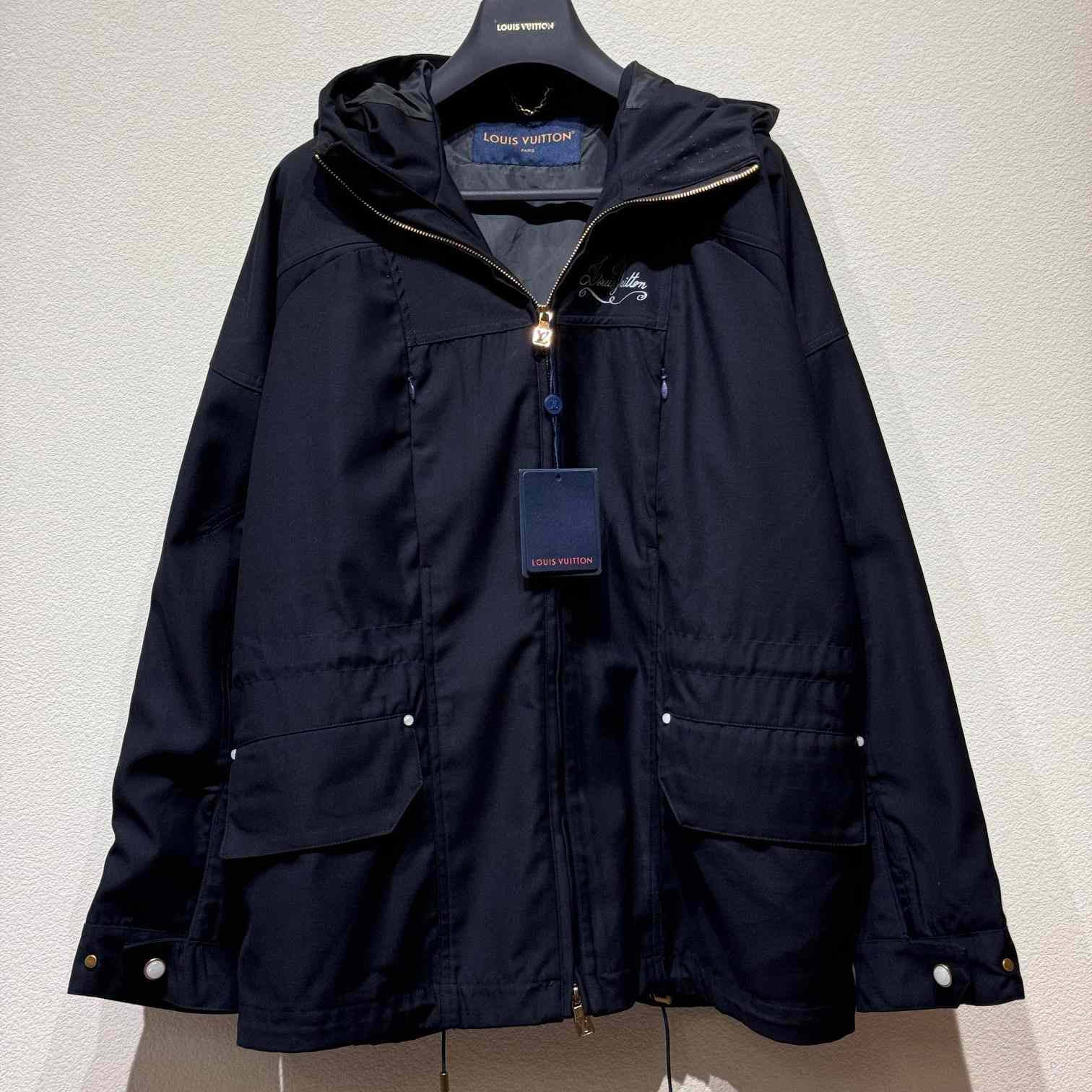 Louis Vuitton Technical Wool Parka   1AFRJ9 - DesignerGu