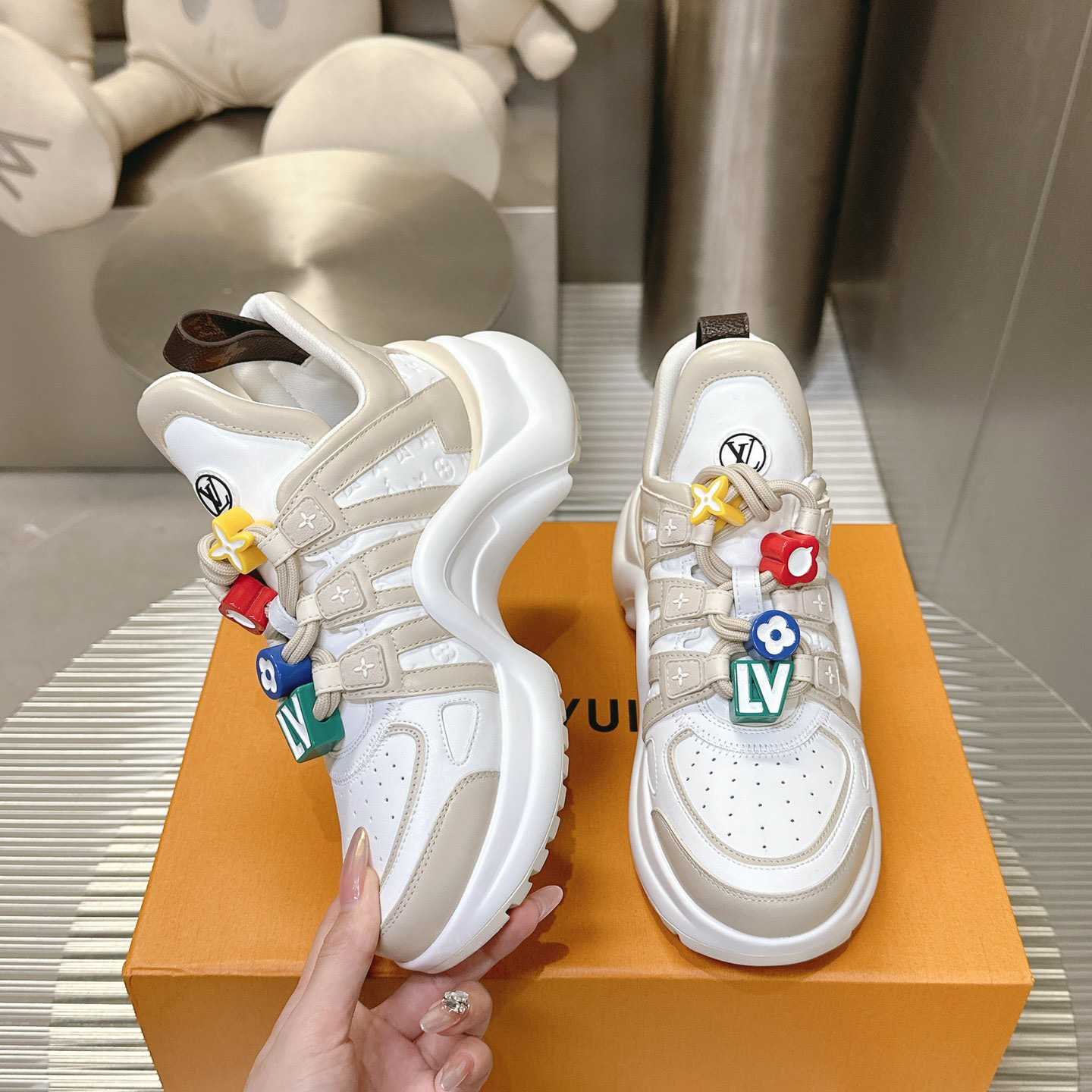 Louis Vuitton LV Archlight Sneaker    - DesignerGu