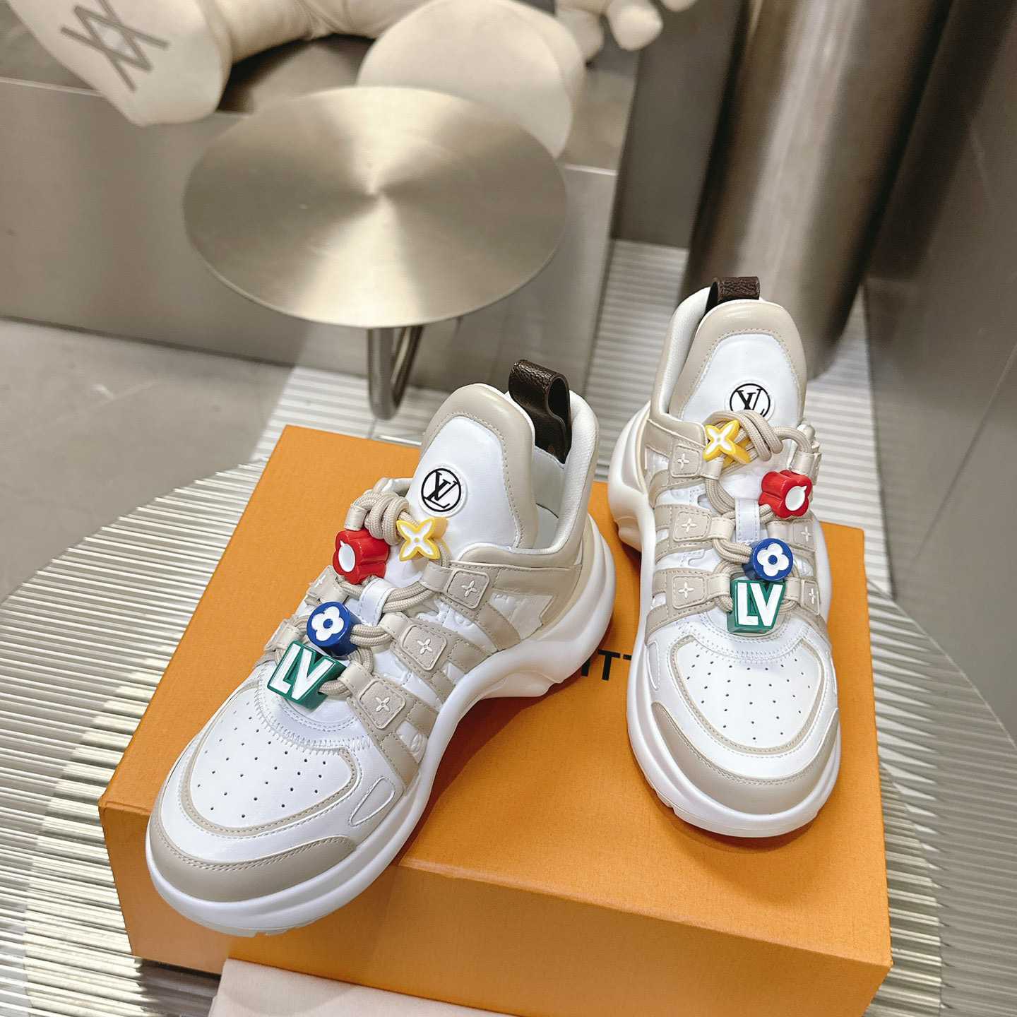 Louis Vuitton LV Archlight Sneaker    - DesignerGu