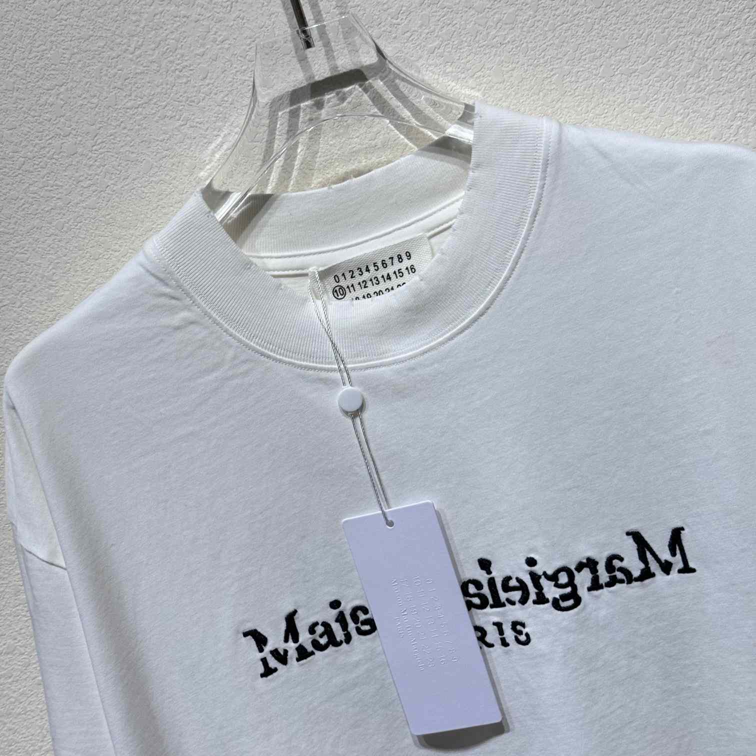 Maison Margiela Logo T-Shirt  - DesignerGu