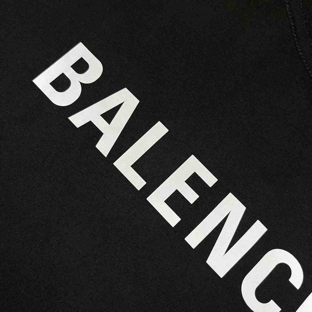 Balenciaga T-Shirt Oversized In Black - DesignerGu