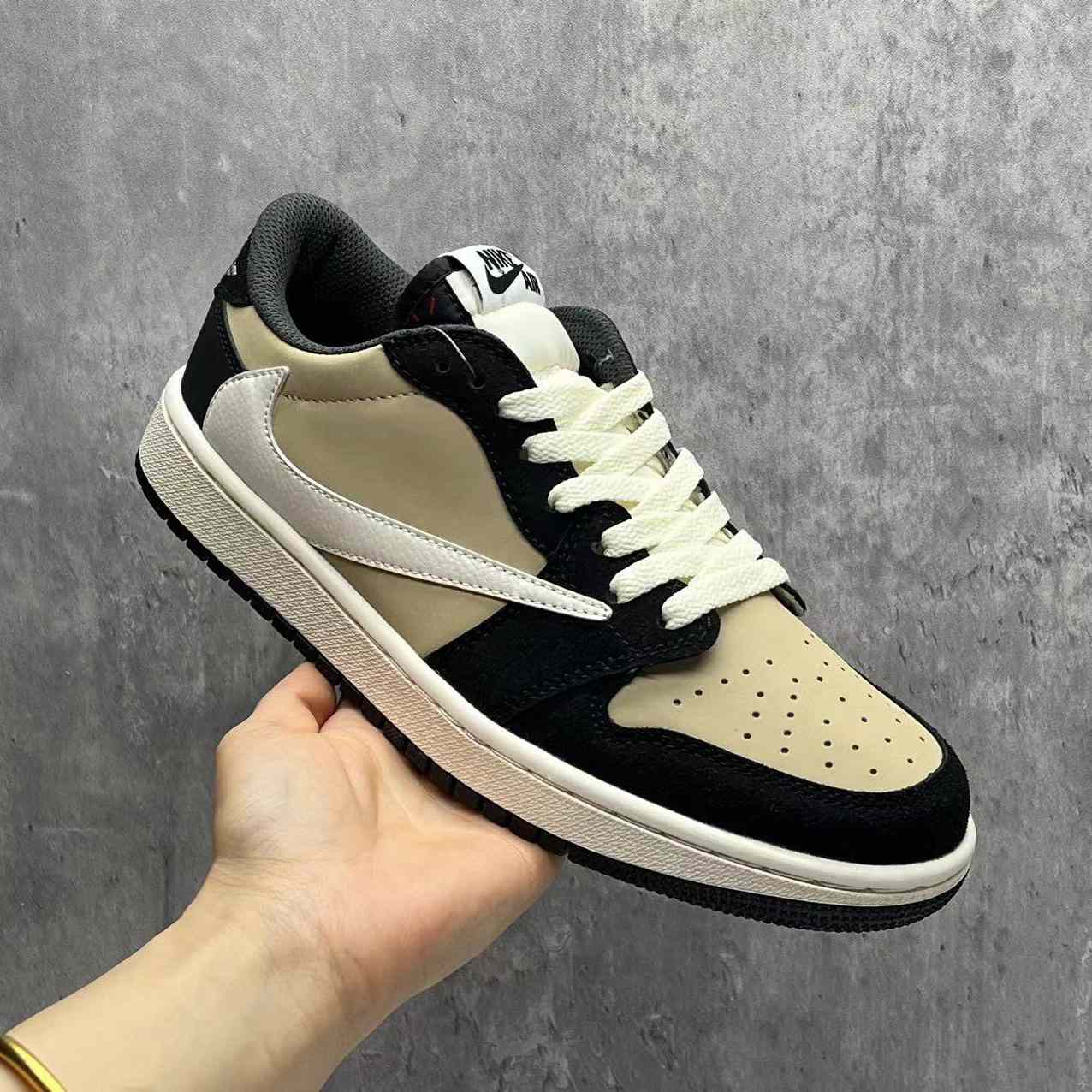 ​Travis Scott X Jordan 1 Low Sneaker   DM7866-201 - DesignerGu