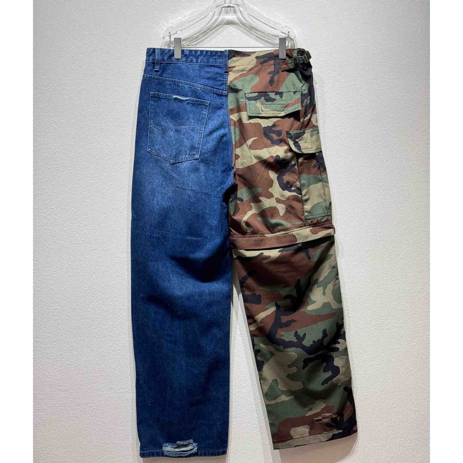 Balenciaga Dark Camo Hybrid Baggy Pants In Dark Blue  - DesignerGu