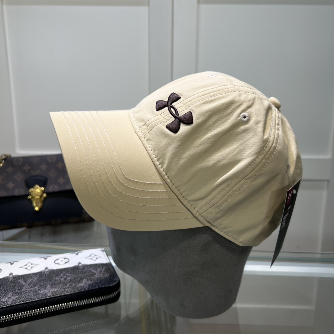 Under Armour Cap - DesignerGu