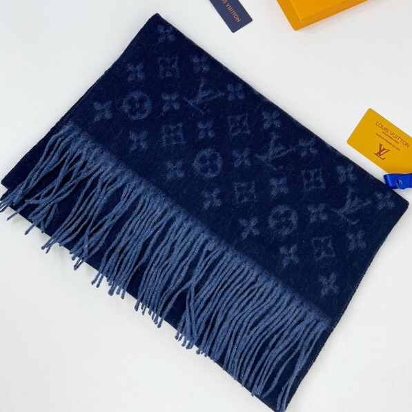 Louis Vuitton LV Essential Scarf - DesignerGu