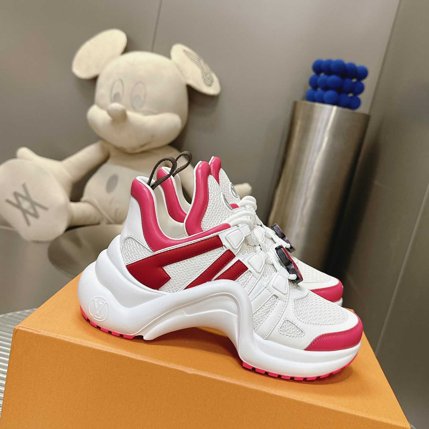 Louis Vuitton LV Archlight Sneaker    - DesignerGu