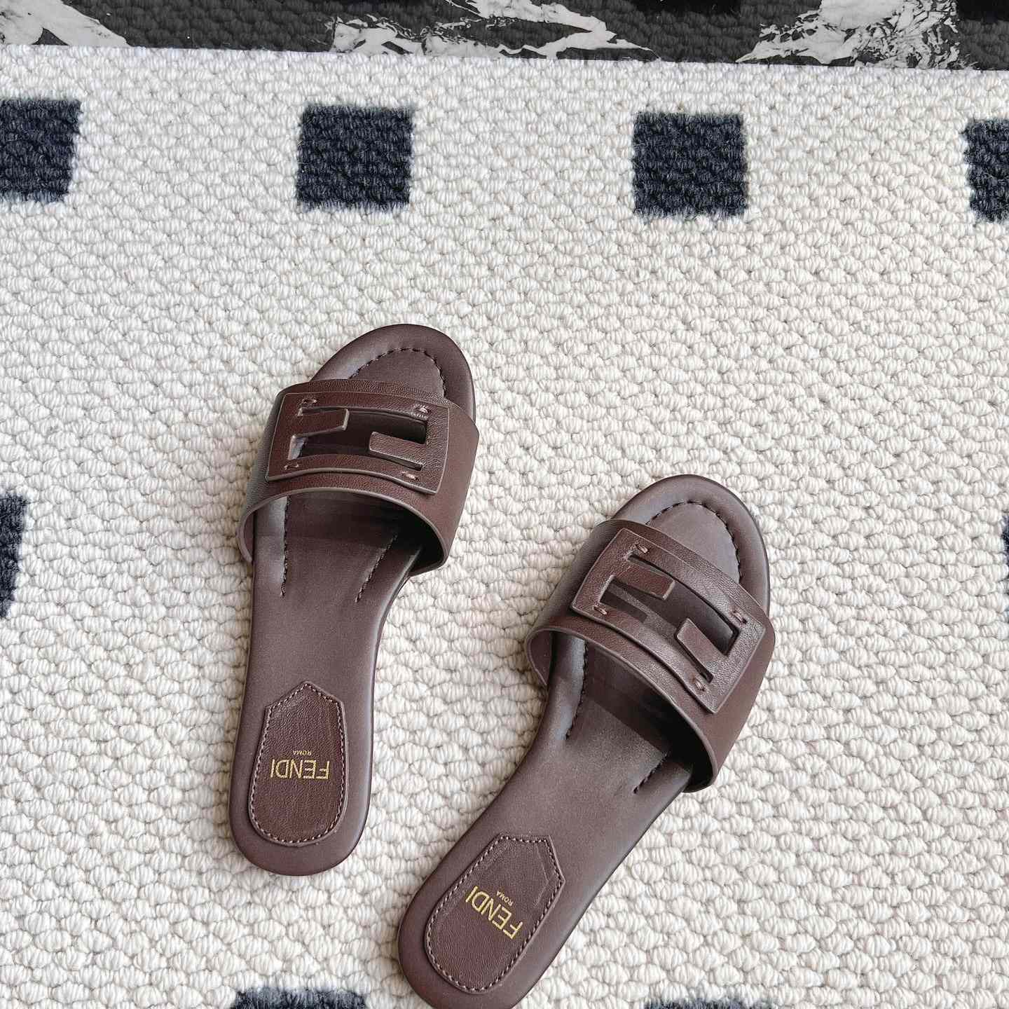 Fendi Baguette Brown Leather Slides - DesignerGu