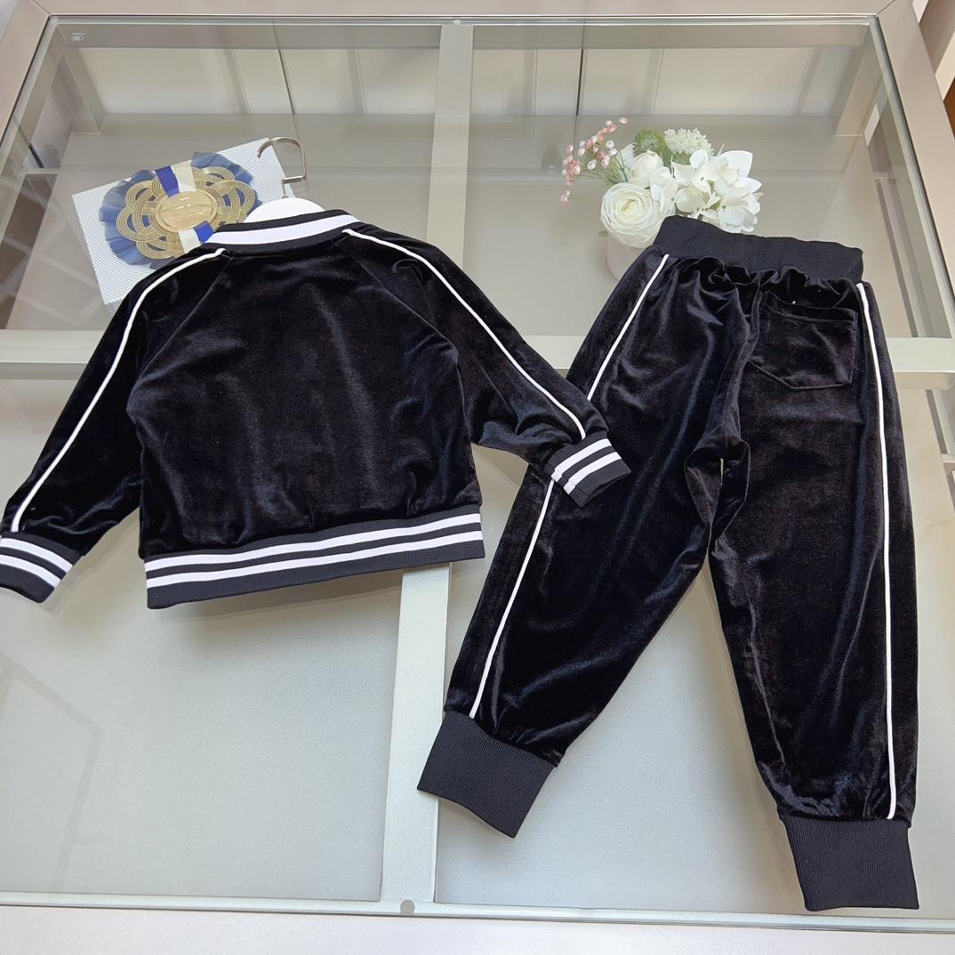 Moncler Kid's Suit - DesignerGu