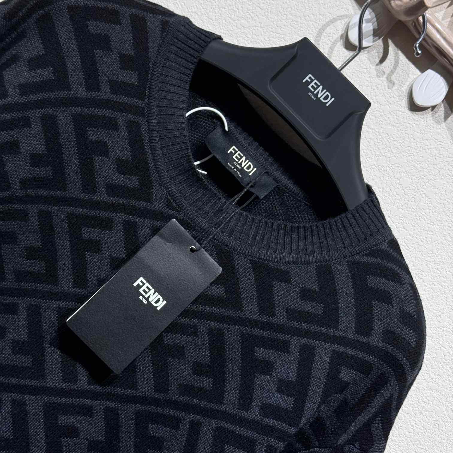 Fendi Black Wool Pullover - DesignerGu