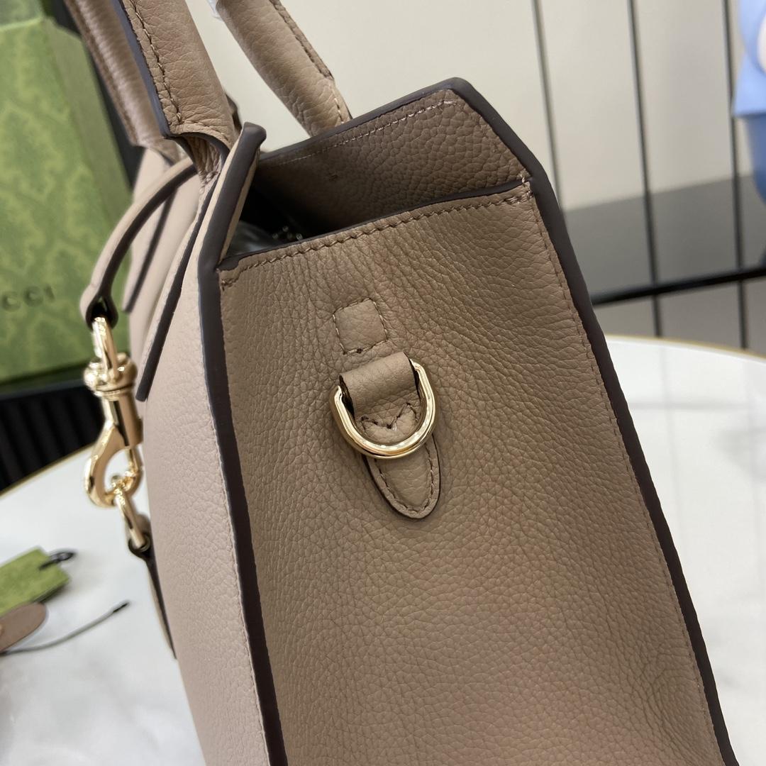 Gucci Medium Tote Bag With Hook Closure - DesignerGu