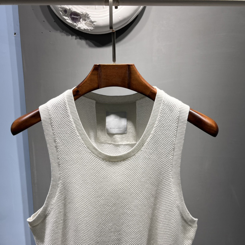 Givenchy Men's Tank Top in Crochet  - DesignerGu