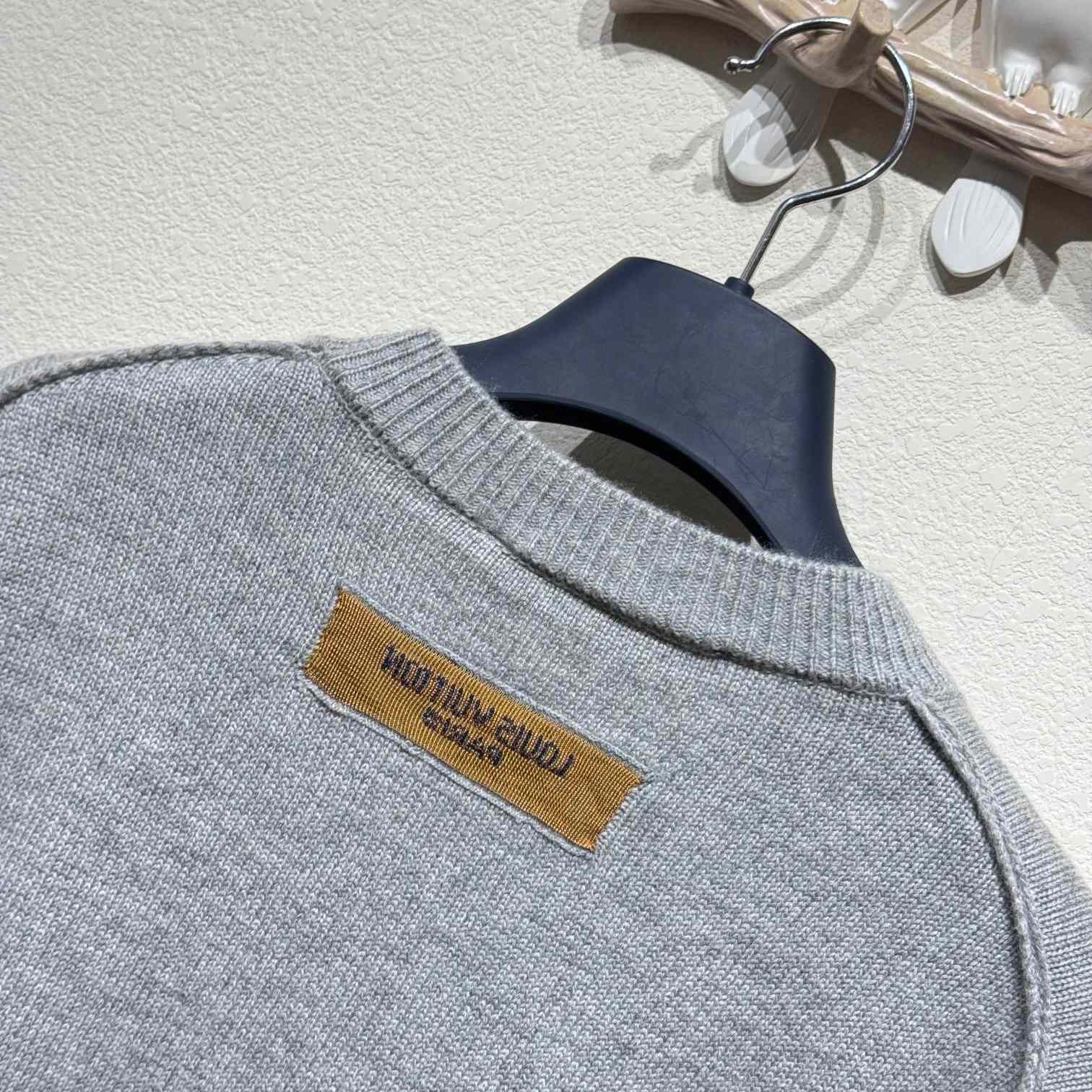 Louis Vuitton Crewneck    - DesignerGu