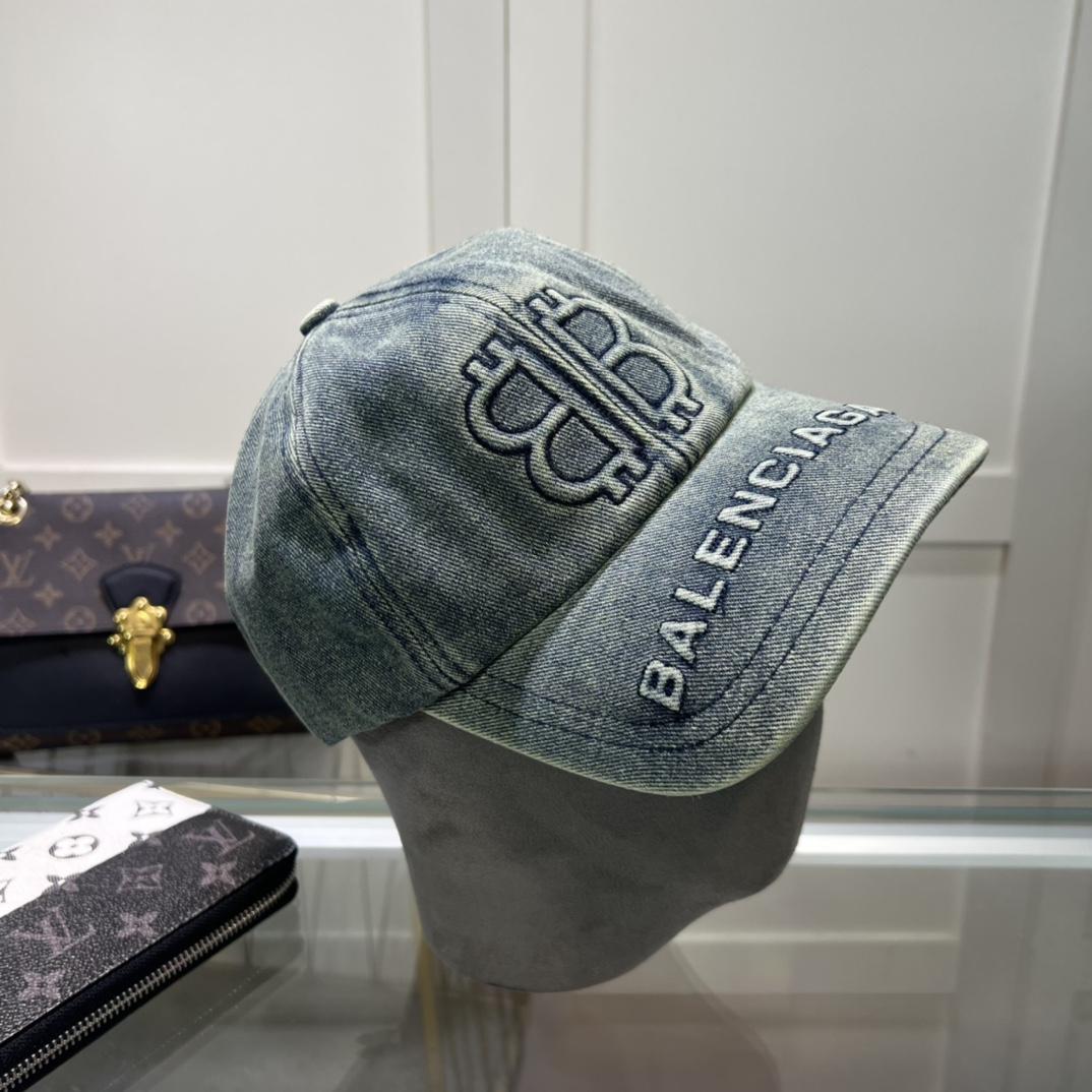 Balenciaga Cap - DesignerGu