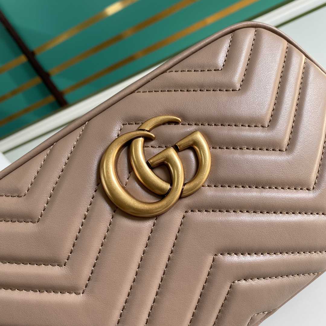 Gucci GG Marmont Small Shoulder Bag(24*12*7cm) - DesignerGu