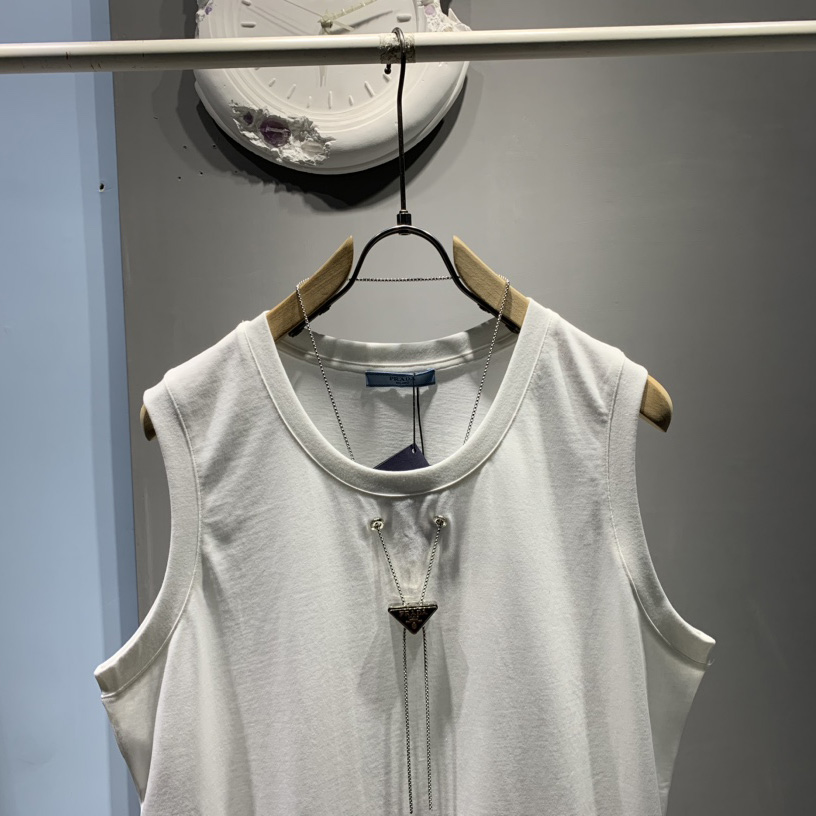 Prada Tank Top - DesignerGu