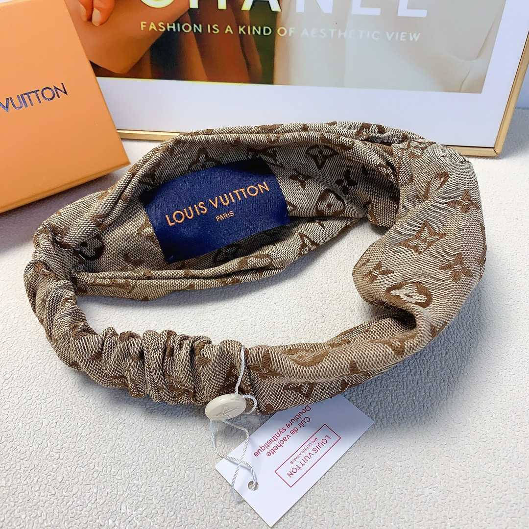 Louis Vuitton headband - DesignerGu