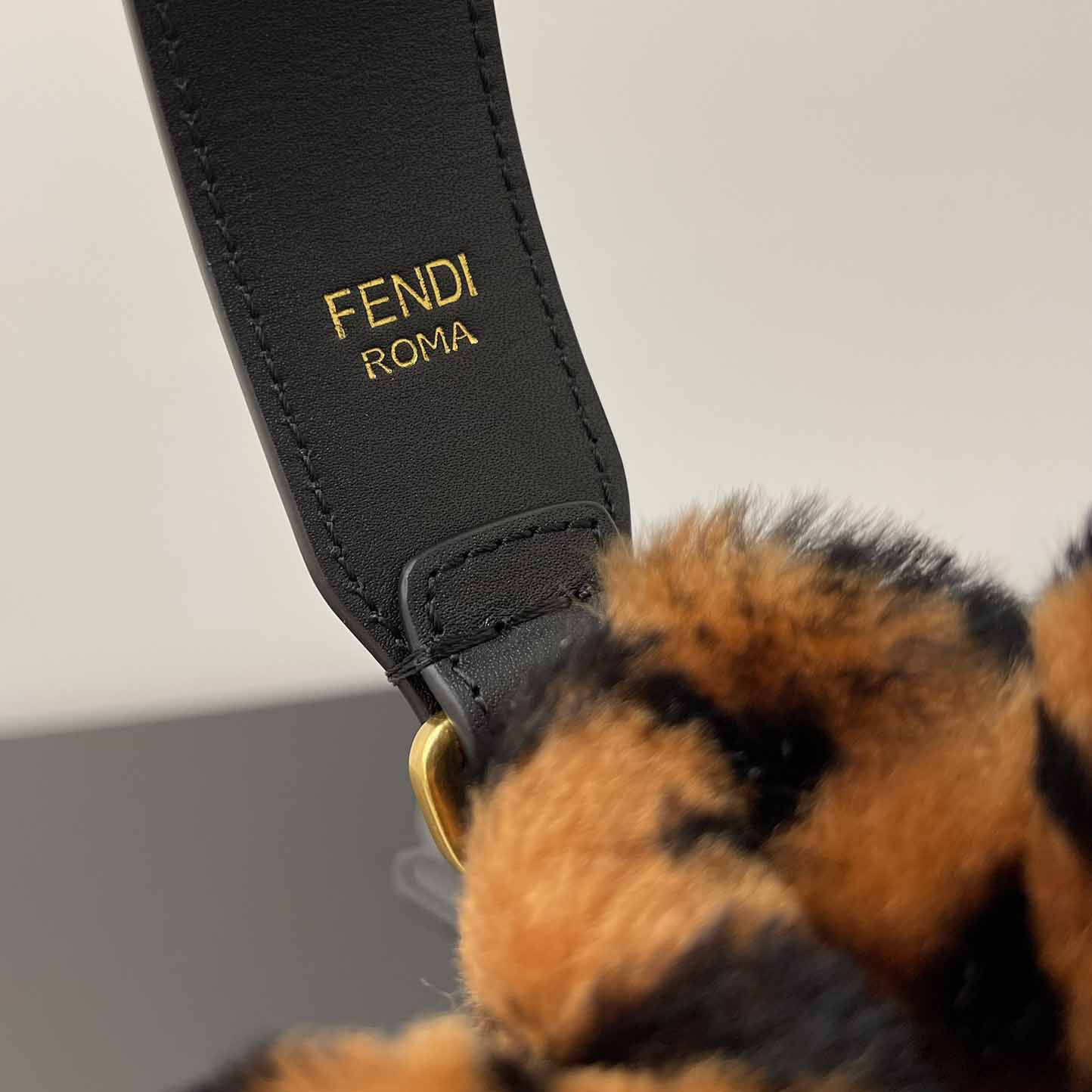 Fendi Mon Tresor Mini-bag in brown sheepskin - DesignerGu