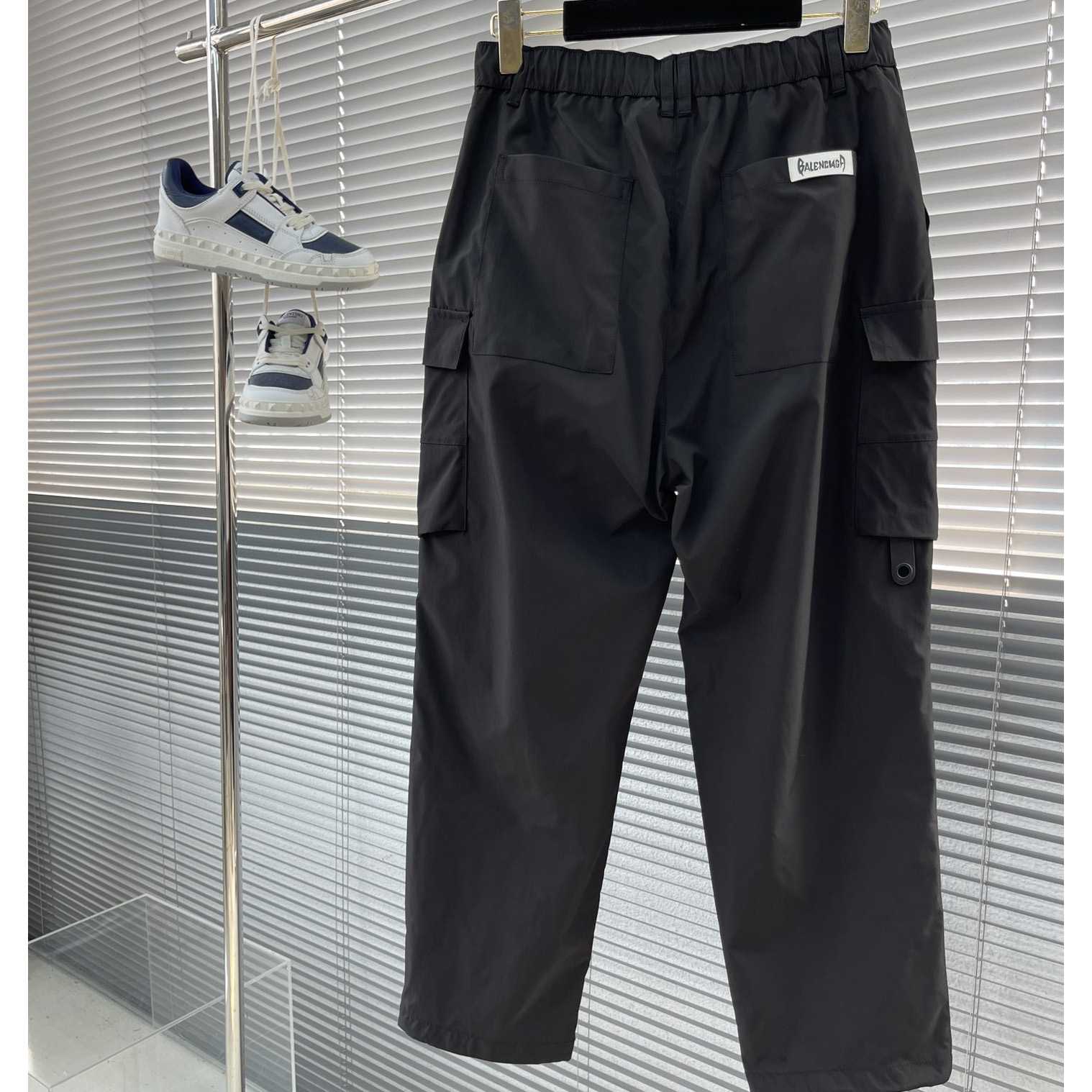 Balenciaga Technical Cargo Pants - DesignerGu