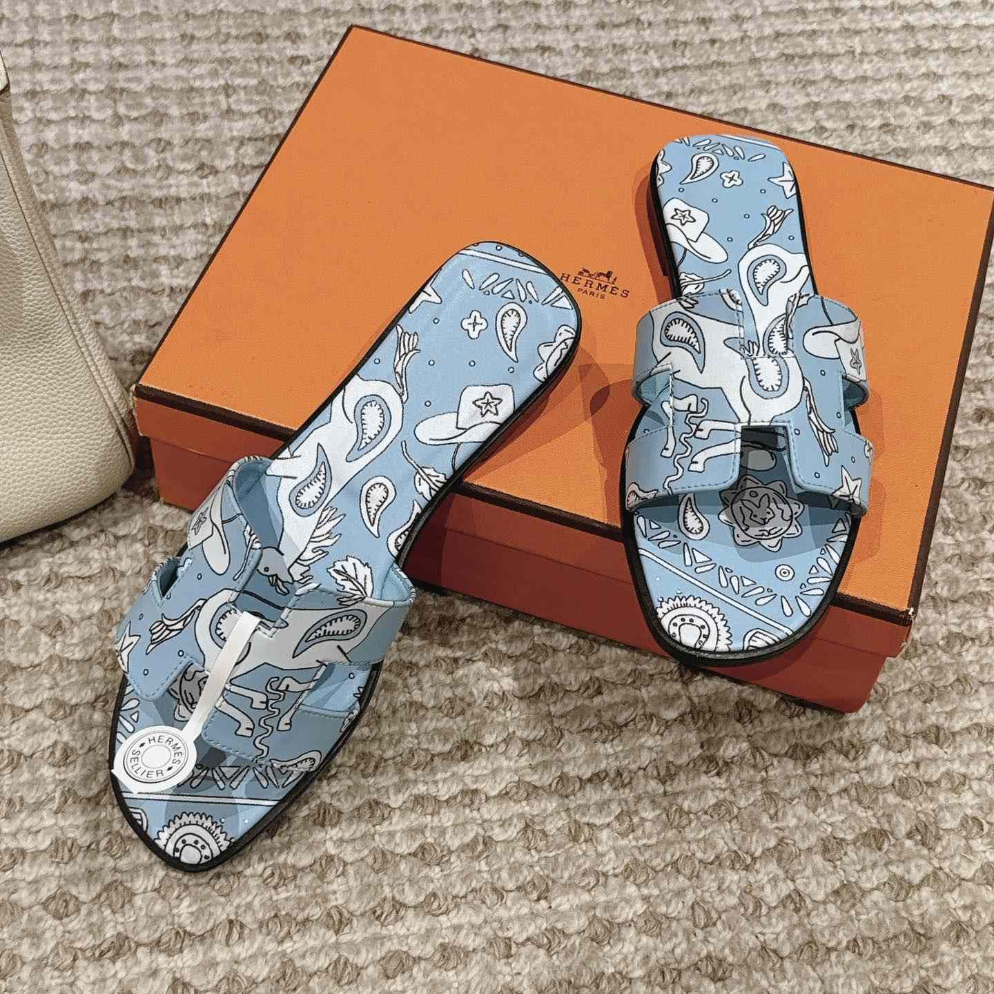 Hermes Oran Sandal - DesignerGu