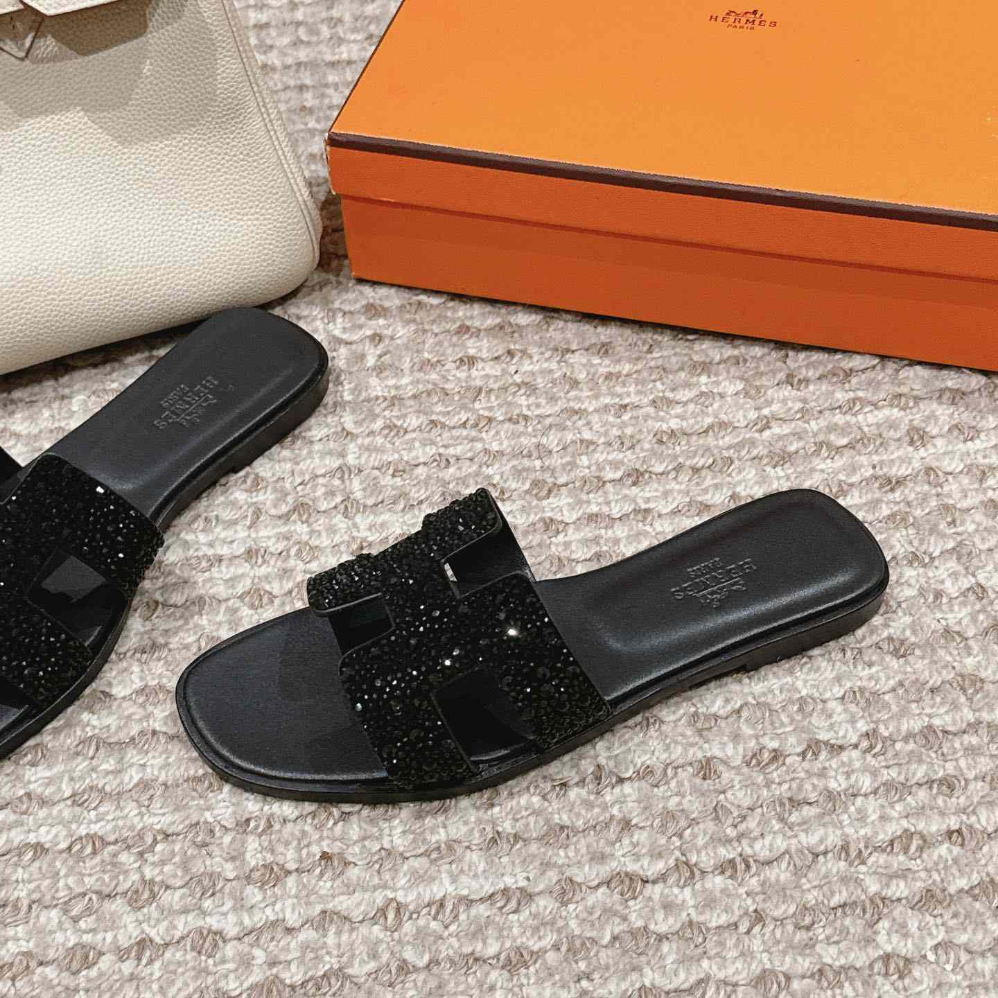 Hermes Oran Sandal - DesignerGu