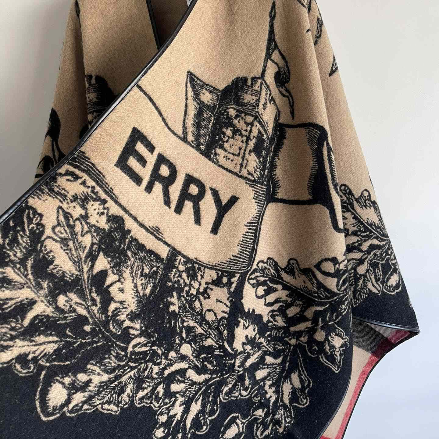 Burberry Poncho - DesignerGu