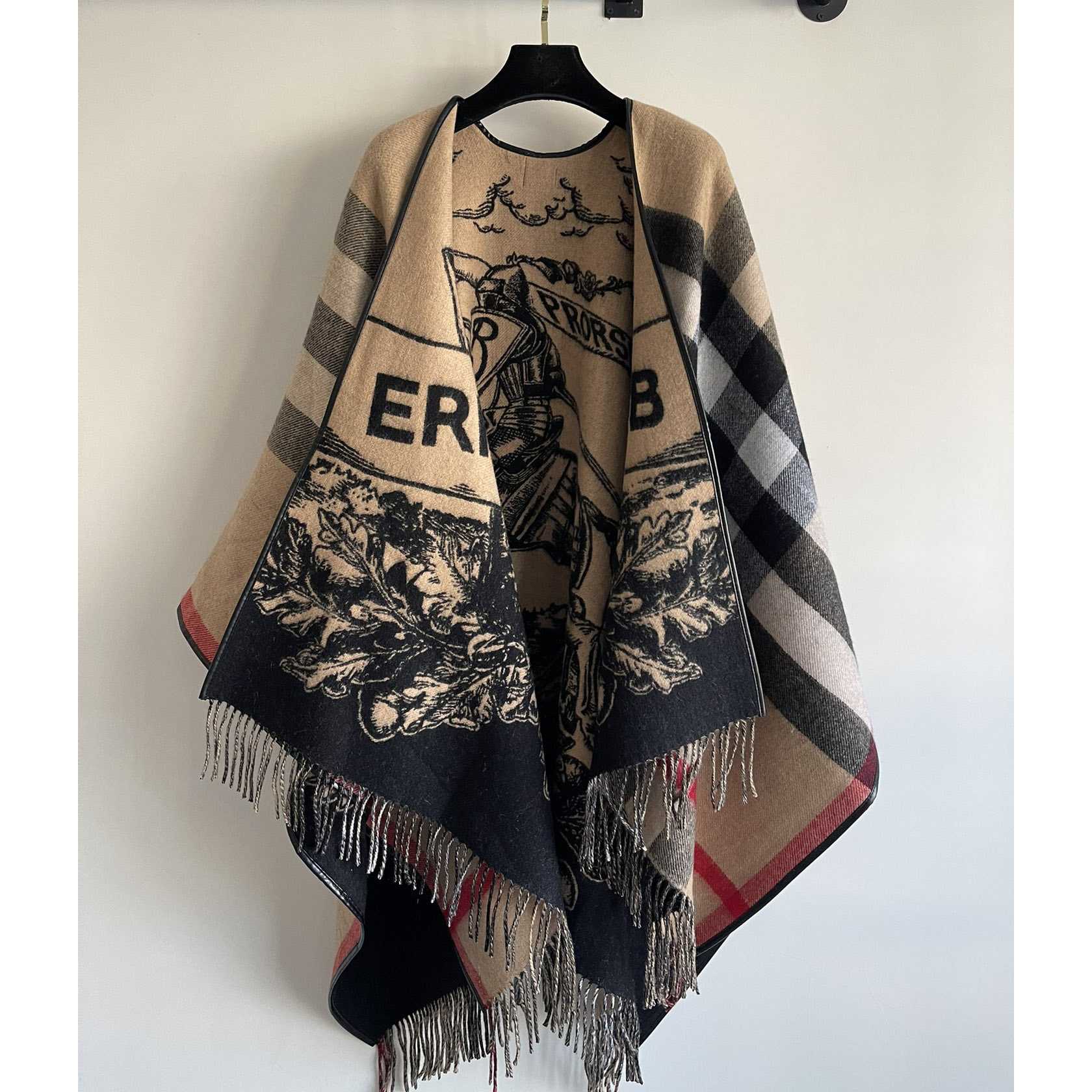 Burberry Poncho - DesignerGu