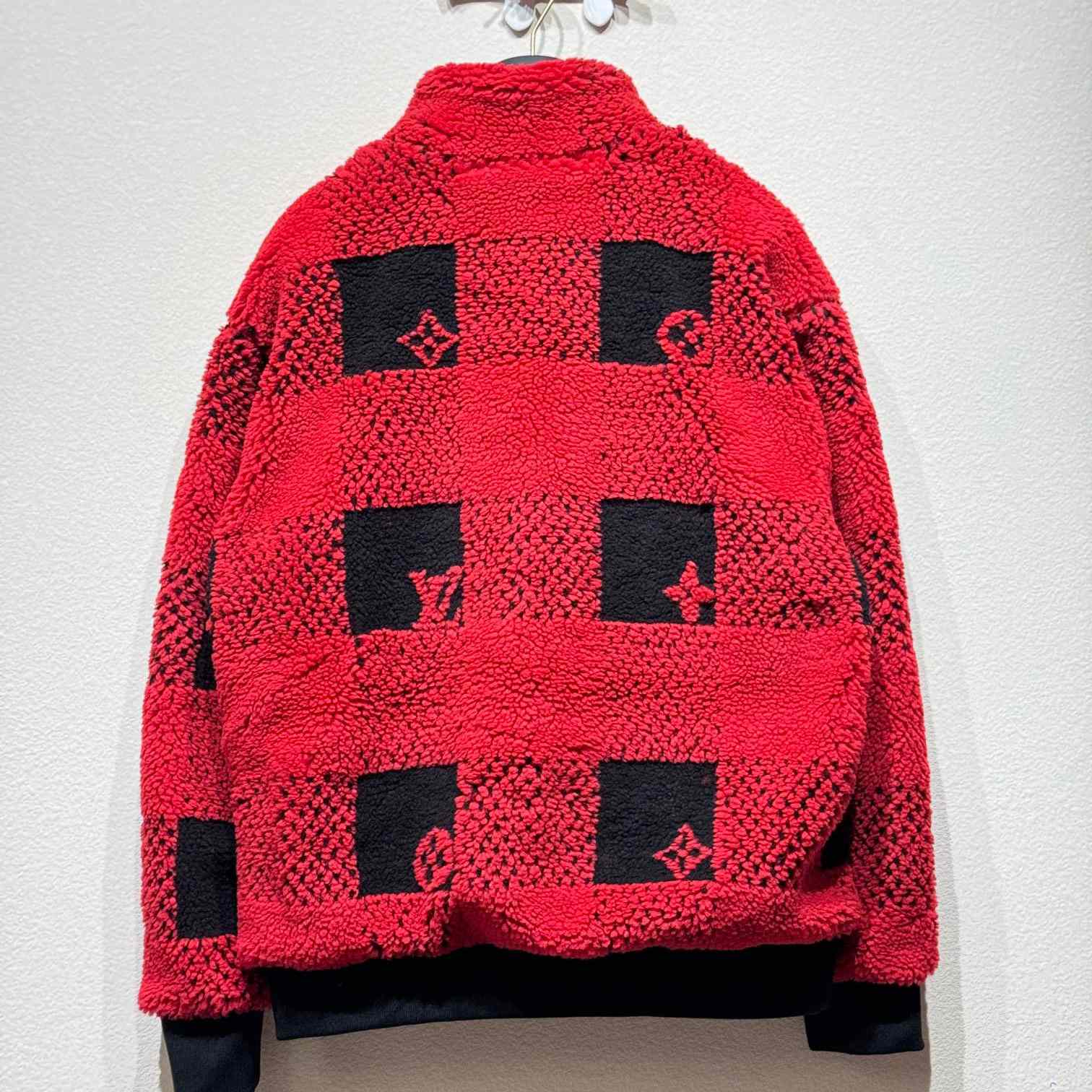 Louis Vuitton Damier Fleece Blouson  1AFXOE - DesignerGu