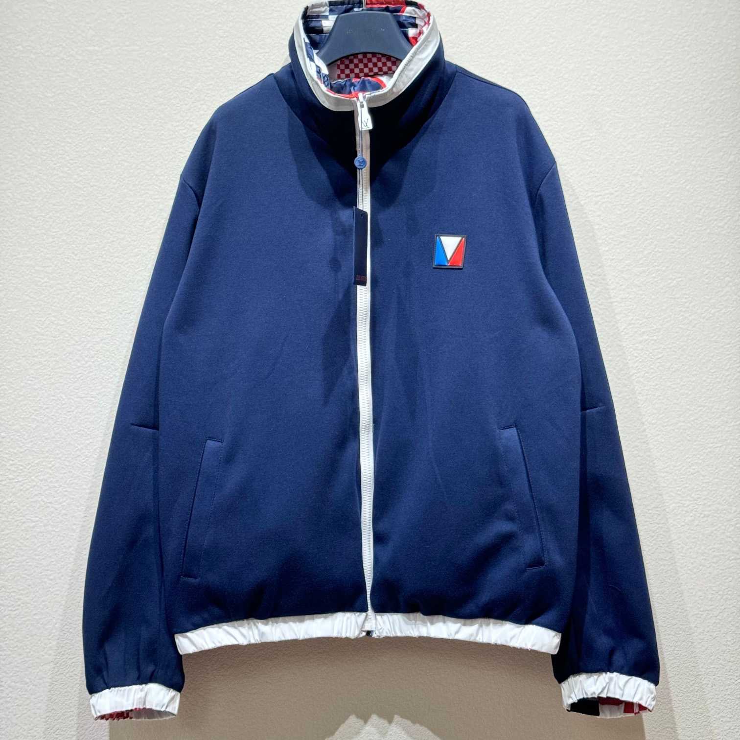 Louis Vuitton Reversible Nylon Windbreaker   1AFVMV - DesignerGu