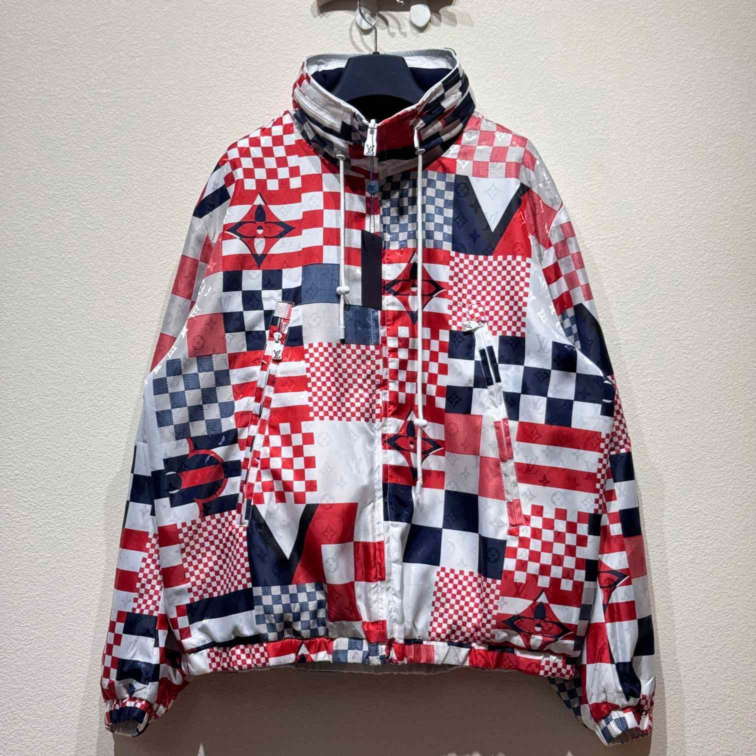 Louis Vuitton Reversible Nylon Windbreaker   1AFVMV - DesignerGu